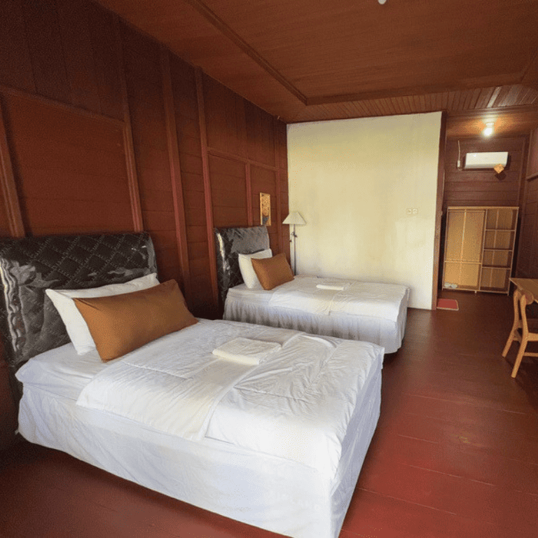 Superior Resort